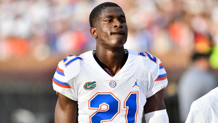 Saturday Suggestion: Move Trey Dean Back to Outside Corner