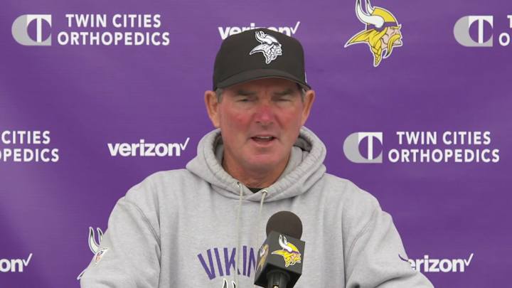 Zimmer Talks Offensive and Defensive Line Depth With the Media