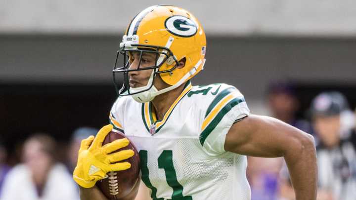 Davis returns to heated receiver battle