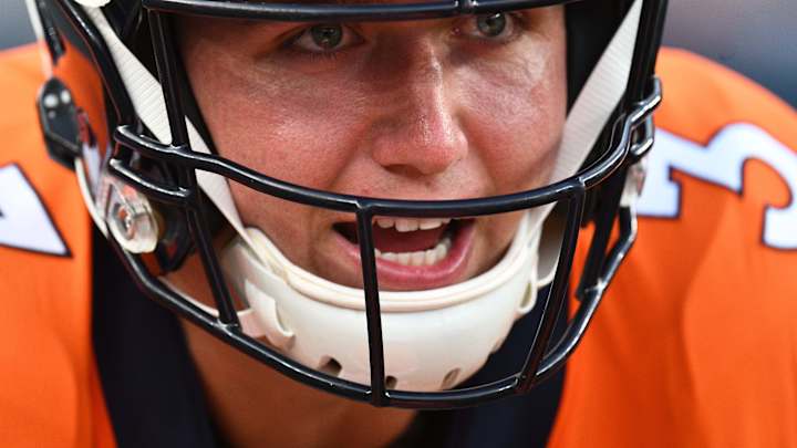 Broncos get less-than-ideal diagnosis on Drew Lock's thumb