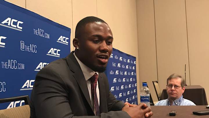 Koby Quansah suffers broken thumb