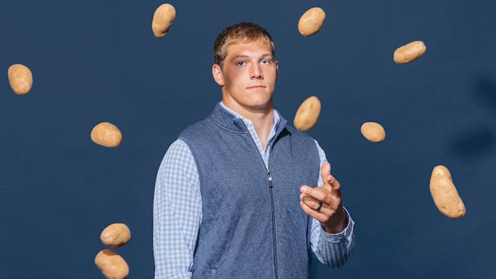 Cowboys LB Leighton Vander Esch to serve as Mizzen+Main clothing spokesman Cowboys LB Leighton Vander Esch to serve as Mizzen+Main clothing spokesman