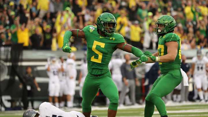 How Long Do We Have to Wait to Call This Ducks Defense One of the Best in Oregon History?