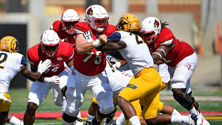 Offensive line led by three pillars Offensive line led by three pillars