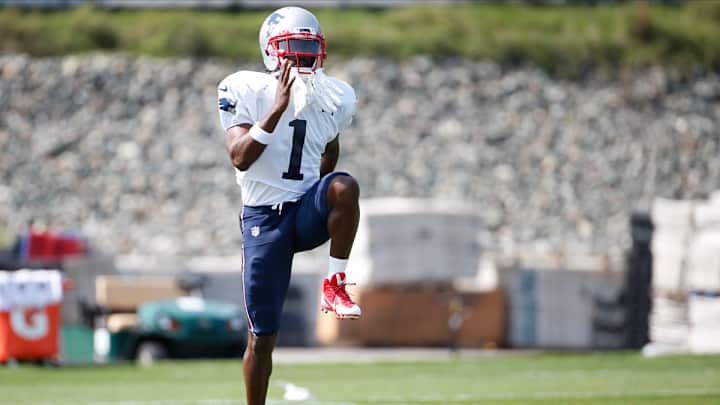 Antonio Brown did his due diligence at learning Patriots playbook quickly this past week