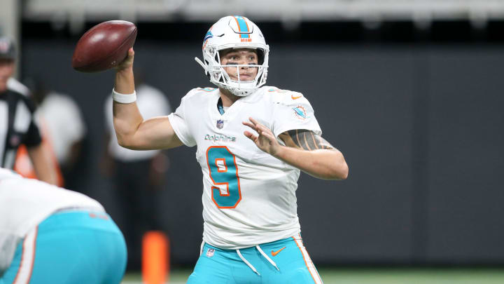 WATCH: Three things to know about new Jets quarterback David Fales