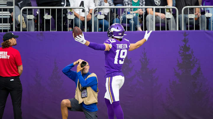 Vikings-Raiders Notebook: Taking Care Of Business