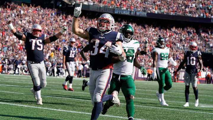As the 2019 Patriots offense continues to morph, the run game has become less relevant