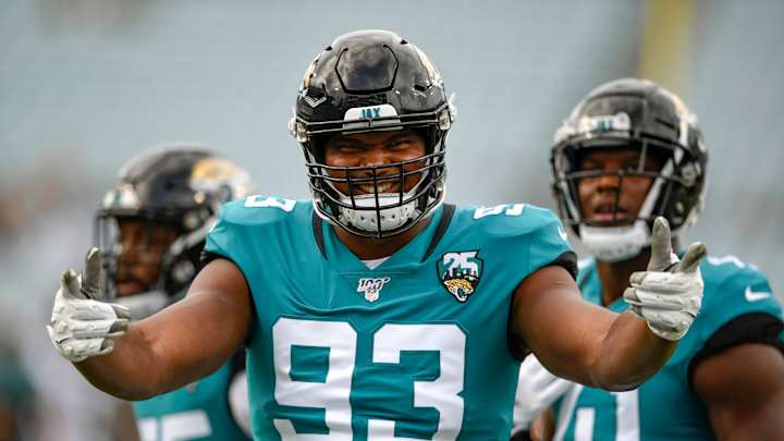 Calais Campbell donates $20,000 to charities in native Denver ahead of Sunday's game Calais Campbell donates $20,000 to charities in native Denver ahead of Sunday's game