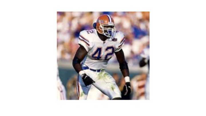 Former Gators linebacker Jevon Kearse chosen as SEC Football Legend
