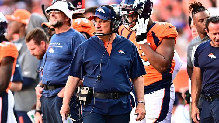 4 reasons Vic Fangio might want to consider giving up play-calling duties for Broncos' defense 4 reasons Vic Fangio might want to consider giving up play-calling duties for Broncos' defense