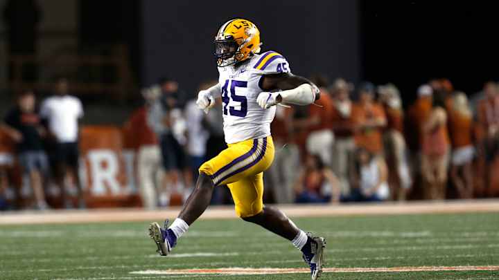 Ed Orgeron provides new updates on injured LSU defensive players Ed Orgeron provides new updates on injured LSU defensive players