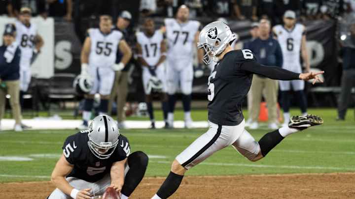 Report: Patriots Plan on Signing Kicker Mike Nugent Report: Patriots Plan on Signing Kicker Mike Nugent