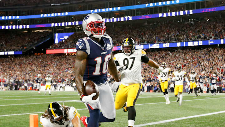 Patriots Rule out Josh Gordon, Ryan Izzo, Matt LaCosse for Week 7 vs. Jets