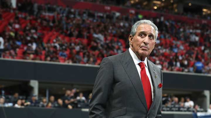 Arthur Blank on Dan Quinn's job security: 'We'll take the next couple weeks to evaluate where we are'
