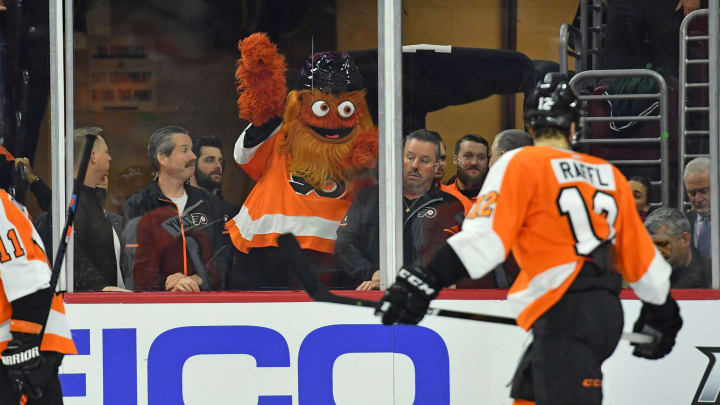 Flyers Unveil 'Rage Room', Will Allow Fans to Smash Items for Five Minutes Flyers Unveil 'Rage Room', Will Allow Fans to Smash Items for Five Minutes