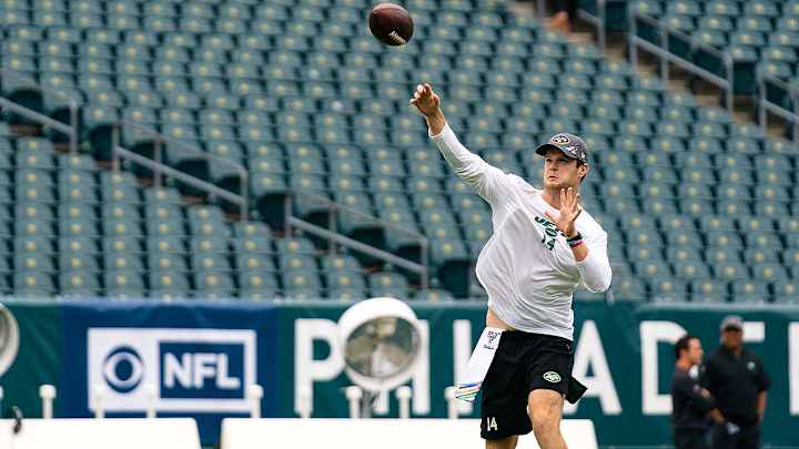 Sam Darnold’s Return to the Field Kicks Off a Fascinating Evaluation Period