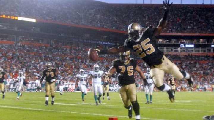 Reggie Bush Recollects Getting Drafted by Saints with Kevin Hart Reggie Bush Recollects Getting Drafted by Saints with Kevin Hart