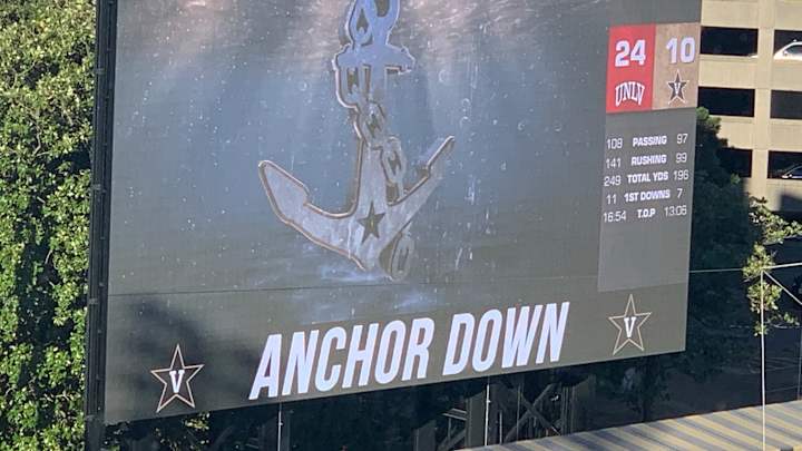 HALFTIME REPORT: UNLV 24 VANDERBILT 10