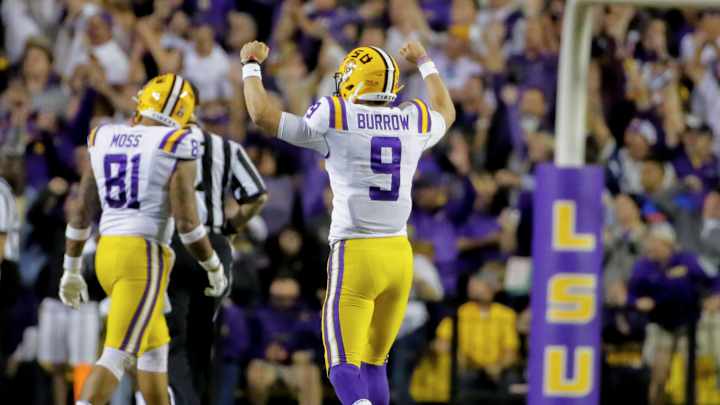 Timely plays help No. 5 LSU escape pesky Florida team 42-28 in Death Valley Timely plays help No. 5 LSU escape pesky Florida team 42-28 in Death Valley