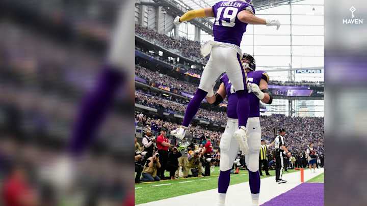 Photo Slideshow: Vikings 38, Eagles 20