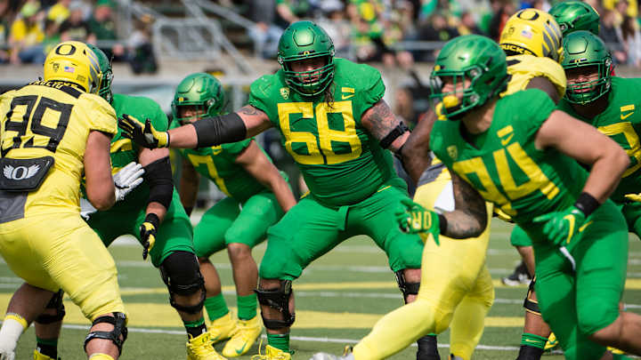 Three Oregon Players Named to Mid-Season All-American Team