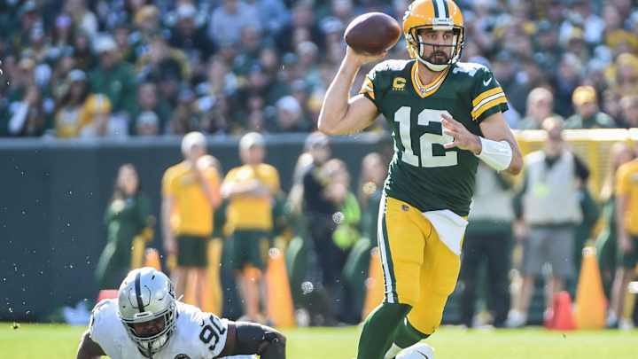 Around the NFC North: Rodgers and Packers Romp, Trubisky and Bears Embarrassed Around the NFC North: Rodgers and Packers Romp, Trubisky and Bears Embarrassed