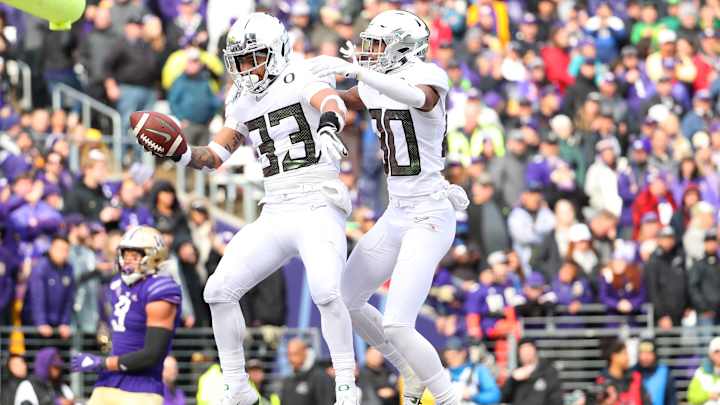 Cyrus Habibi-Likio's Breakout Stretch Has Made Him One of Oregon's Most Underrated Weapons Cyrus Habibi-Likio's Breakout Stretch Has Made Him One of Oregon's Most Underrated Weapons