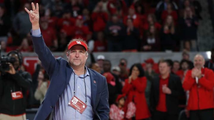 Source: Carrier to follow Holgorsen to Houston Source: Carrier to follow Holgorsen to Houston