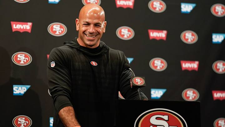 49ers' Robert Saleh Gaining Ground as Young Head Coaching Candidate 49ers' Robert Saleh Gaining Ground as Young Head Coaching Candidate