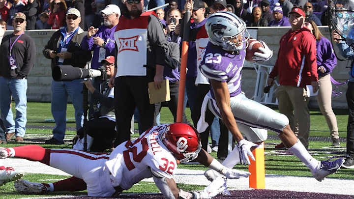 Kansas State Hangs On, Shocks No. 5 Oklahoma in Big 12 Upset