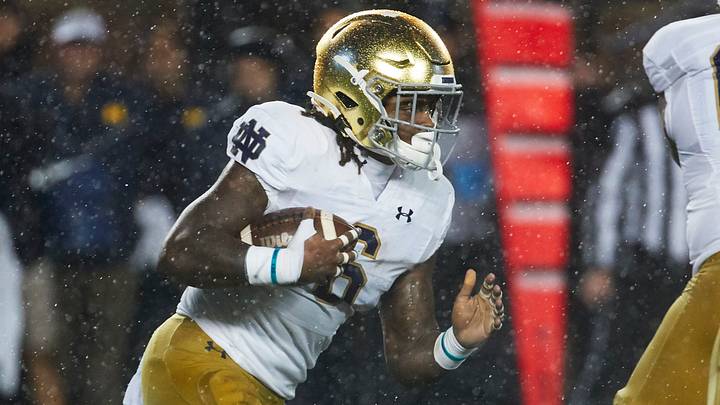 RB Tony Jones Jr. Injures Ribs Against Michigan RB Tony Jones Jr. Injures Ribs Against Michigan