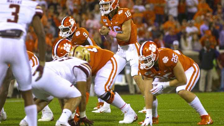 Clemson 38 Boston College 7: Tigers Dominating Eagles At Half