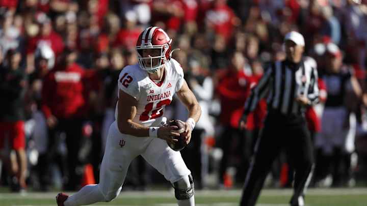 News & Views: Quarterback Play the Difference between Indiana, Northwestern News & Views: Quarterback Play the Difference between Indiana, Northwestern