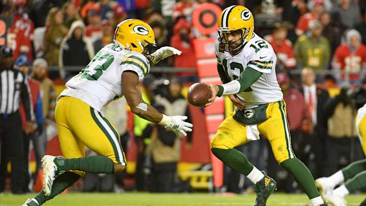 Aaron Jones, Aaron Rodgers Come Up Big in Packers' Win vs. Chiefs