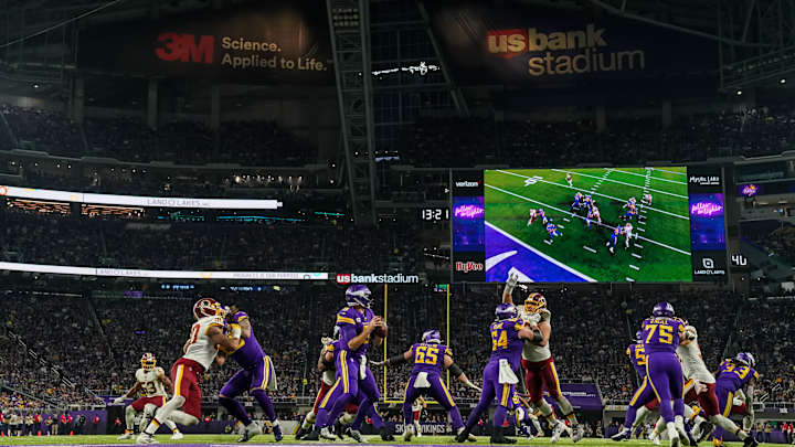 Vikings Midseason Awards: Offensive and Defensive MVPs, Best Rookie