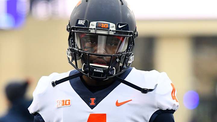 Illini’s Lovie Smith Declines to Update Ricky Smalling’s Injury Status