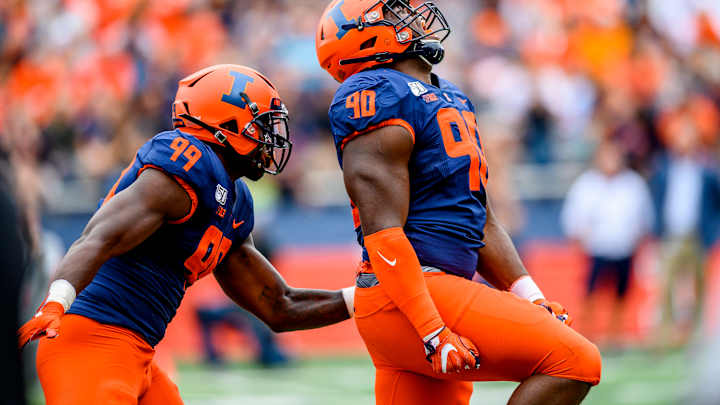 School Officials Respond to Illinois DT Lere Oladipo’s Domestic Abuse Allegations School Officials Respond to Illinois DT Lere Oladipo’s Domestic Abuse Allegations