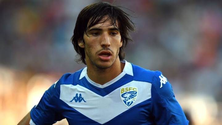 Juventus Open Talks With Brescia for Midfielder Sandro Tonali Amid PSG Interest