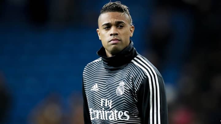 Real Madrid Striker Mariano Díaz Suffers Injury Setback as Youth Forward Cristo Gets Call Up