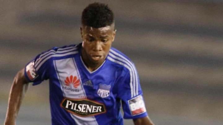 Segundo Portocarrero no seguirá en Emelec y jugará en Deportivo Cuenca Segundo Portocarrero no seguirá en Emelec y jugará en Deportivo Cuenca