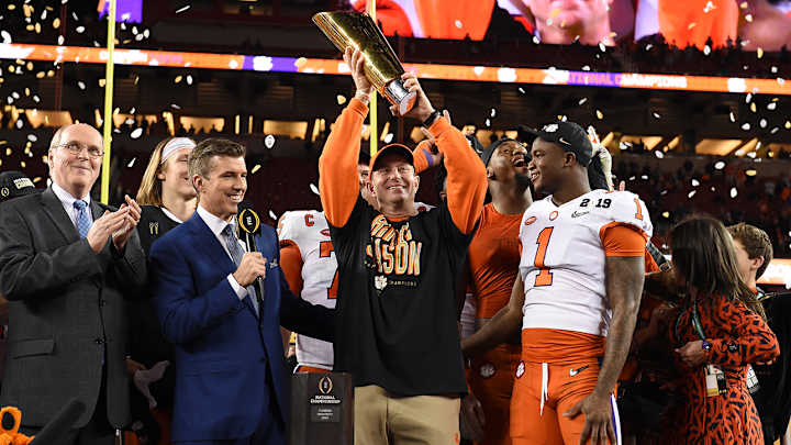 Facts Only: Notre Dame's Margin of Defeat Against Clemson Was Less Than Alabama's Facts Only: Notre Dame's Margin of Defeat Against Clemson Was Less Than Alabama's