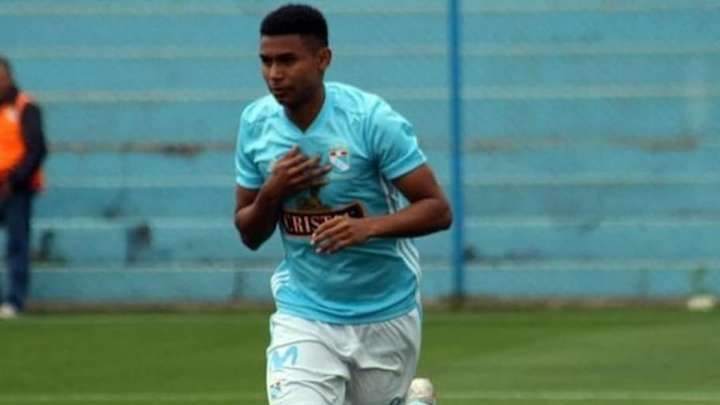 Defensor peruano se unirá en 2019 a San José Earthquakes de la MLS