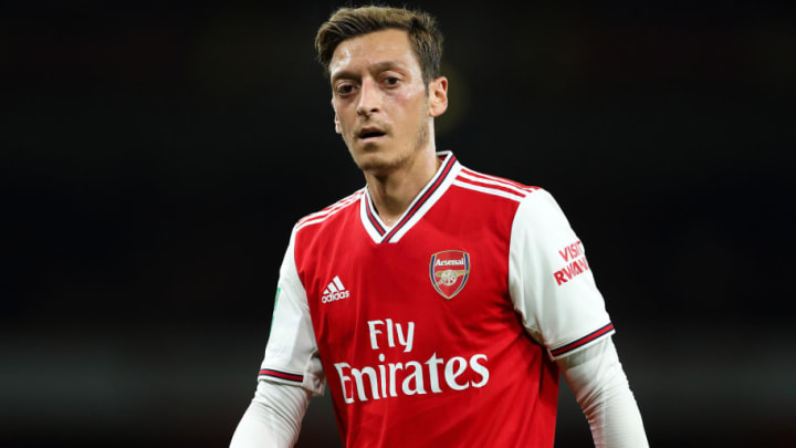 Arsenal estaría dispuesto a 'deshacerse' de Mesut Ozil