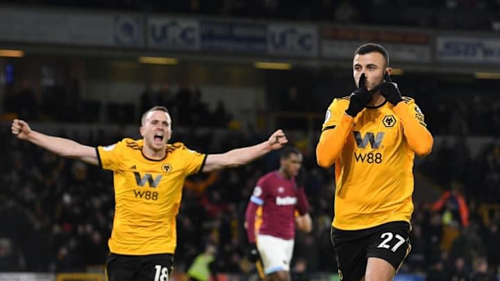 Wolves Announce New Deal for Midfielder Romain Saiss Until 2021