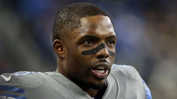 NFL Training Camp Notebook: Broncos' Theo Riddick Out With Fractured Shoulder