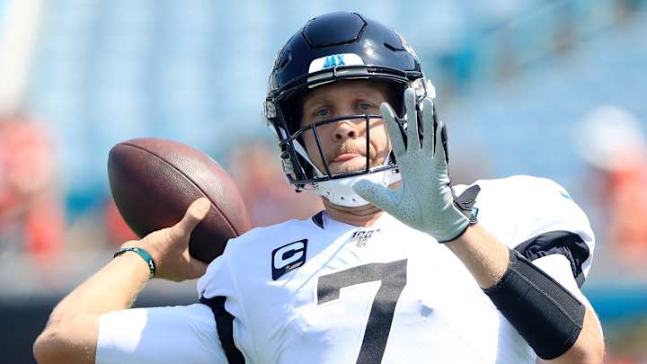 Week 1 Injury Roundup: Nick Foles, Tyreek Hill Out With Shoulder Injuries