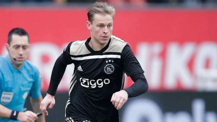 In-Demand Frenkie De Jong Confirms He'll Stay at Ajax for Rest of Season In-Demand Frenkie De Jong Confirms He'll Stay at Ajax for Rest of Season