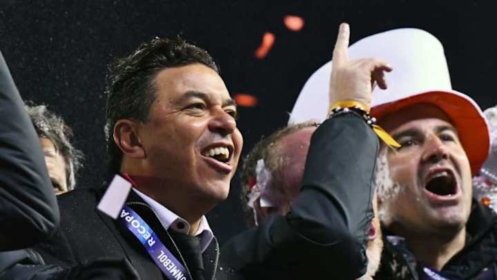 Un asistente de Gallardo aseguró que el entrenador querría dirigir al Sevilla