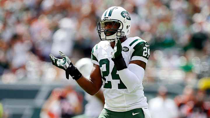 Even in Retirement, Darrelle Revis Continues to Bet on Himself Even in Retirement, Darrelle Revis Continues to Bet on Himself